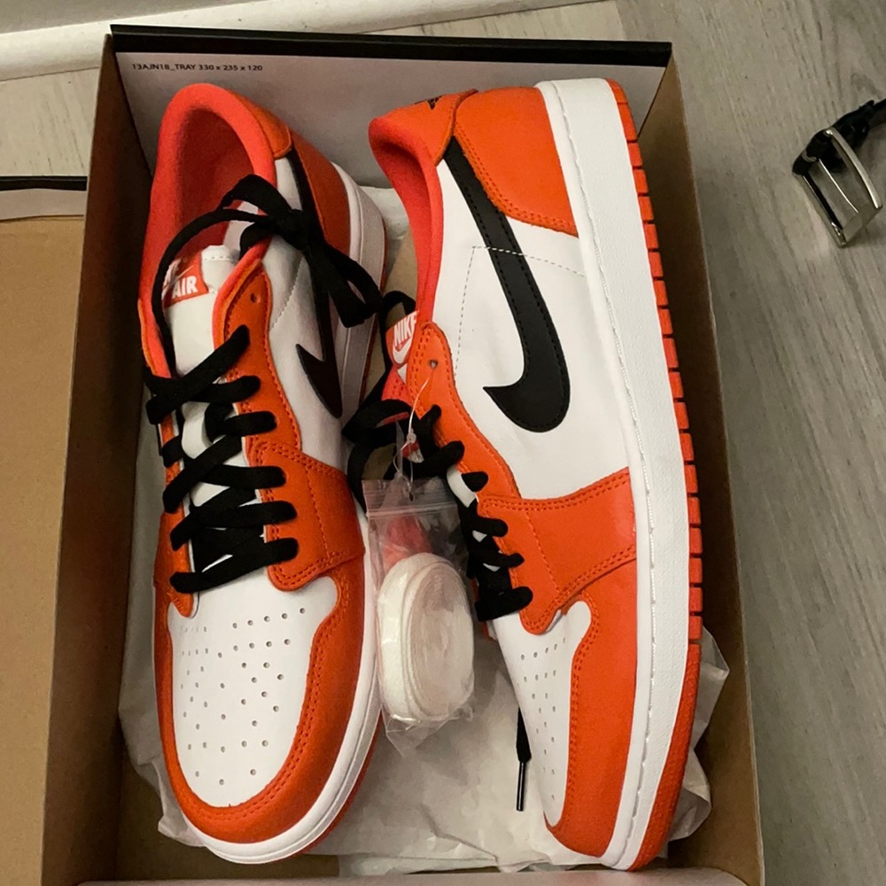 Nike Air Jordan 1 Low OG “Starfish”